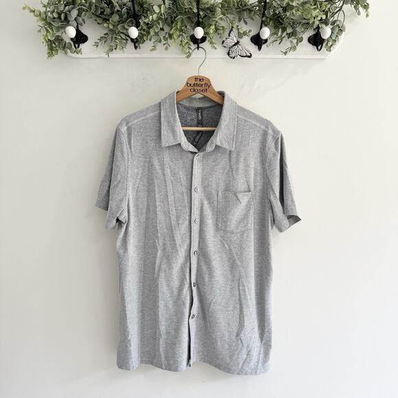 Vuori Men’s Grey Short Sleeve Button Down Polo Large LS - Picture 1 of 4